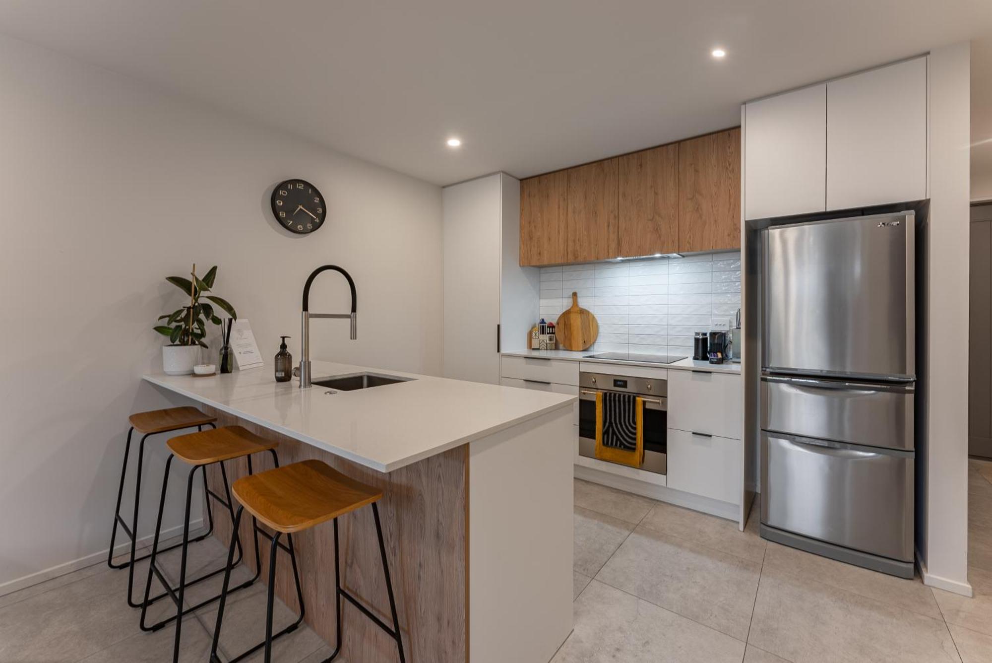 Urban Nest - Entire Townhouse And Free Parking Villa Christchurch Exterior photo