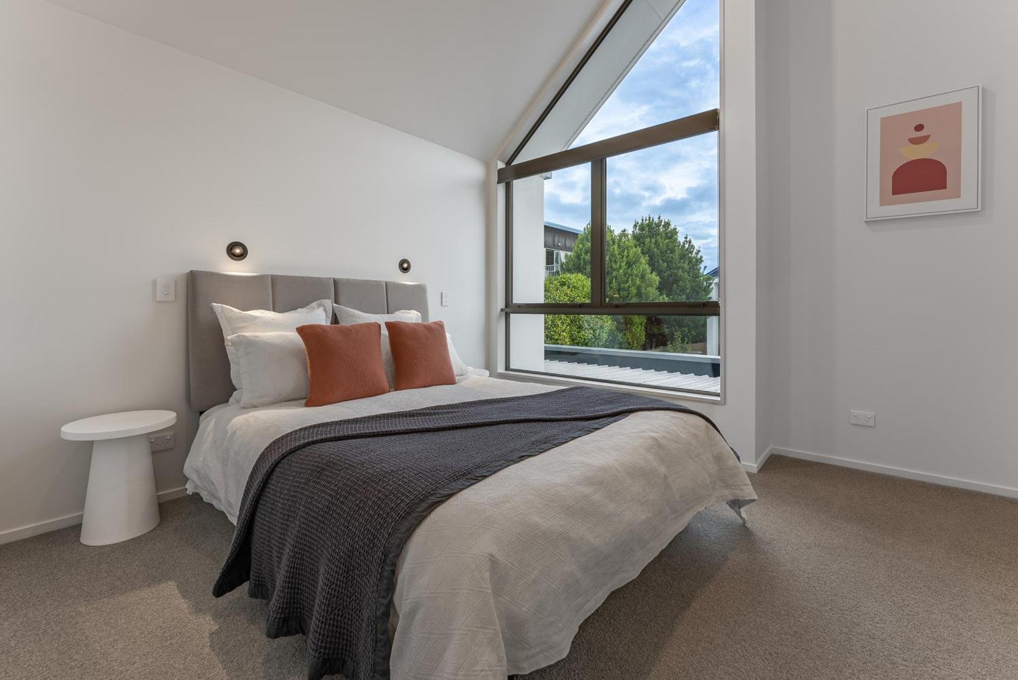 Urban Nest - Entire Townhouse And Free Parking Villa Christchurch Exterior photo